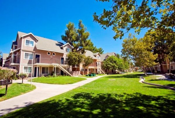 Compass Acquisition Partners Purchases 232-Unit Sierra Canyon Apartments In Santa Clarita